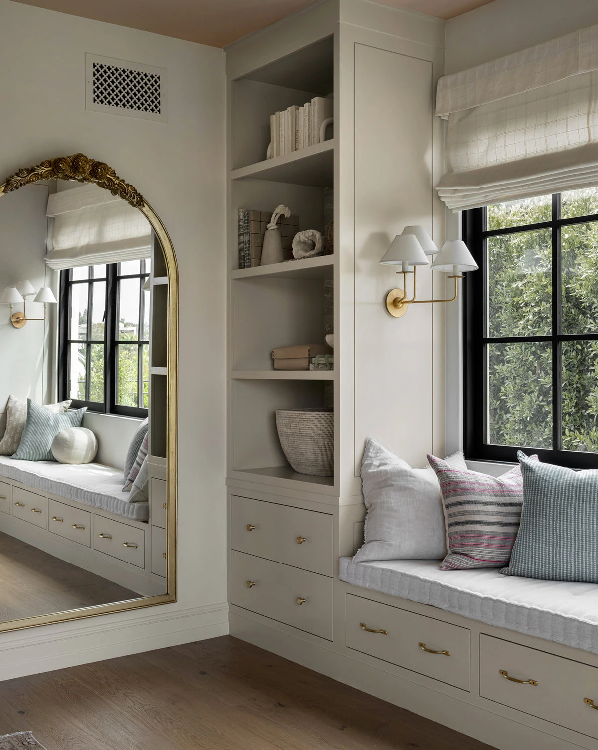 Kelley Triple Sconce - Image 2